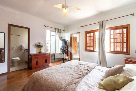 Casa à venda com 400m², 5 quartos e 5 vagasSuíte