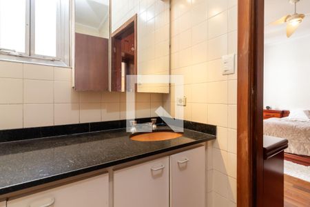 Casa à venda com 400m², 5 quartos e 5 vagasBanheiro da Suíte