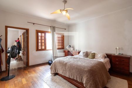 Casa à venda com 400m², 5 quartos e 5 vagasSuíte