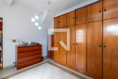 Casa à venda com 400m², 5 quartos e 5 vagasCloset da Suíte
