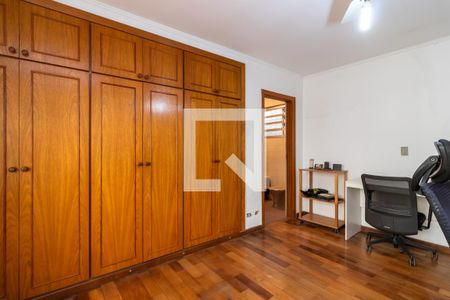 Casa à venda com 400m², 5 quartos e 5 vagasSuíte 2 / Escritório