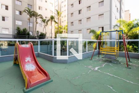 Apartamento para alugar com 75m², 2 quartos e 1 vaga Apartamento para alugar com 75m², 2 quartos e 1 vagaArea Comum - Playground