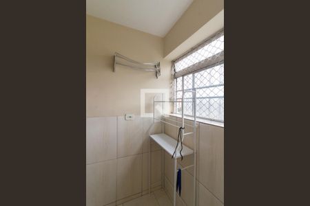 Apartamento para alugar com 75m², 2 quartos e 1 vaga Apartamento para alugar com 75m², 2 quartos e 1 vagaArea de Serviço