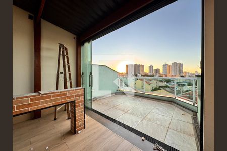 Apartamento à venda com 110m², 2 quartos e 1 vaga Apartamento à venda com 110m², 2 quartos e 1 vagaCobertura