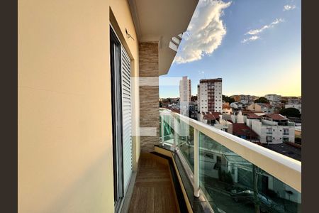 Apartamento à venda com 110m², 2 quartos e 1 vaga Apartamento à venda com 110m², 2 quartos e 1 vagaSacada
