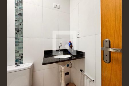 Apartamento à venda com 110m², 2 quartos e 1 vaga Apartamento à venda com 110m², 2 quartos e 1 vagaBanheiro da Suíte