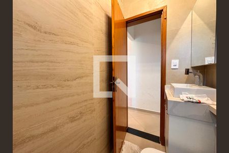 Apartamento à venda com 110m², 2 quartos e 1 vaga Apartamento à venda com 110m², 2 quartos e 1 vagaBanheiro