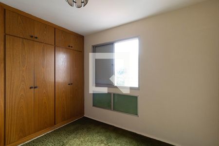 Apartamento à venda com 168m², 3 quartos e 2 vagasQuarto 1