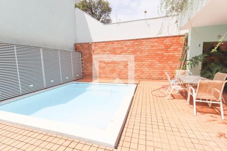 Casa à venda com 360m², 4 quartos e 4 vagas Casa à venda com 360m², 4 quartos e 4 vagasÁrea gourmet