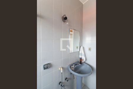 Casa à venda com 360m², 4 quartos e 4 vagas Casa à venda com 360m², 4 quartos e 4 vagasBanheiro