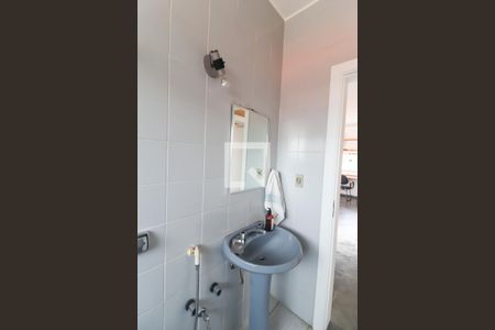 Casa à venda com 360m², 4 quartos e 4 vagas Casa à venda com 360m², 4 quartos e 4 vagasBanheiro