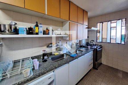 Apartamento à venda com 190m², 3 quartos e 3 vagasCozinha