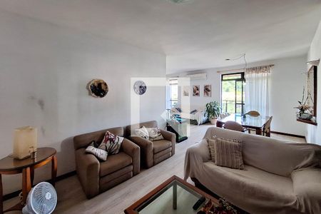 Sala de apartamento para alugar com 3 quartos, 190m² em Santa Rosa, Niterói