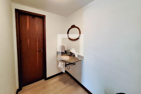 Apartamento à venda com 190m², 3 quartos e 3 vagasLavabo