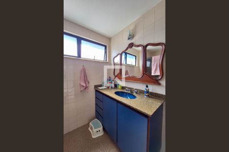 Apartamento à venda com 190m², 3 quartos e 3 vagasBanheiro da Suíte 2