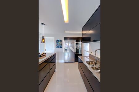 Apartamento à venda com 107m², 3 quartos e 2 vagasCozinha