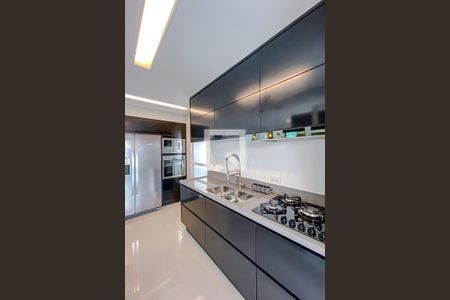 Apartamento à venda com 107m², 3 quartos e 2 vagasCozinha