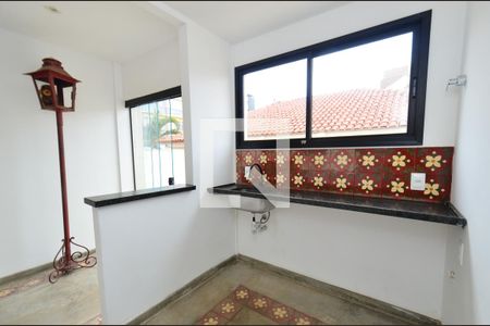 Apartamento à venda com 170m², 2 quartos e 2 vagasCozinha