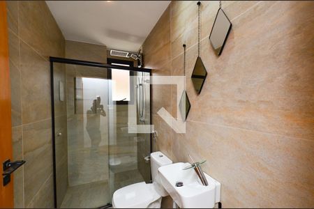 Apartamento à venda com 170m², 2 quartos e 2 vagasBanheiro social