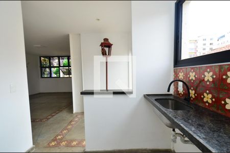 Apartamento à venda com 170m², 2 quartos e 2 vagasCozinha