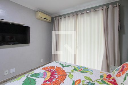 Casa de condomínio à venda com 506m², 6 quartos e 2 vagas Casa de condomínio à venda com 506m², 6 quartos e 2 vagasQuarto 2