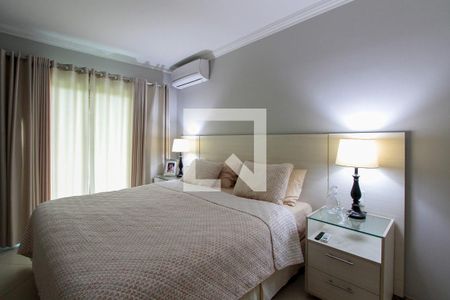 Casa de condomínio à venda com 506m², 6 quartos e 2 vagas Casa de condomínio à venda com 506m², 6 quartos e 2 vagasQuarto 4 suíte