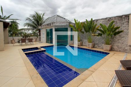 Casa de condomínio à venda com 506m², 6 quartos e 2 vagas Casa de condomínio à venda com 506m², 6 quartos e 2 vagasPiscina