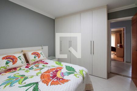 Casa de condomínio à venda com 506m², 6 quartos e 2 vagas Casa de condomínio à venda com 506m², 6 quartos e 2 vagasQuarto 2