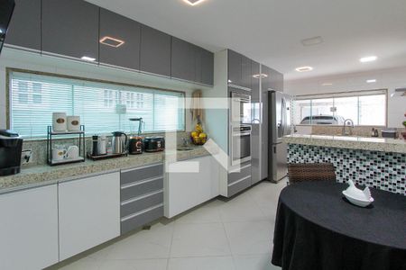 Cozinha de casa de condomínio à venda com 6 quartos, 506m² em Anil, Rio de Janeiro