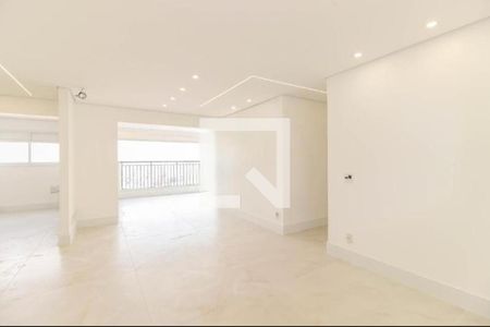 Foto 02 de apartamento para alugar com 3 quartos, 106m² em Tatuapé, São Paulo