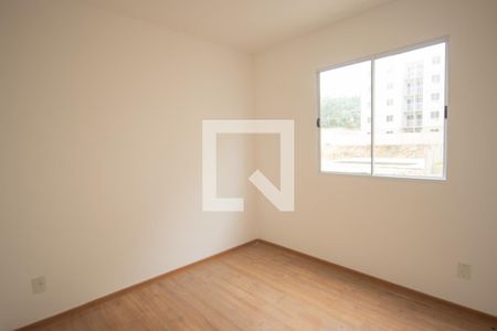 Quarto 2 de apartamento para alugar com 2 quartos, 50m² em Tribobó, São Gonçalo