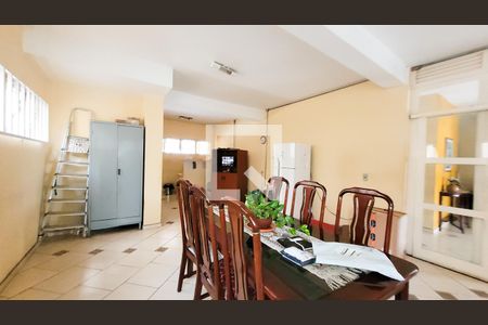 Apartamento para alugar com 70m², 2 quartos e 1 vaga Apartamento para alugar com 70m², 2 quartos e 1 vagaÁrea comum - Salão de festas