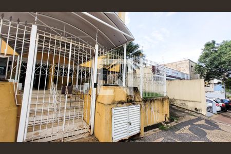 Apartamento para alugar com 70m², 2 quartos e 1 vaga Apartamento para alugar com 70m², 2 quartos e 1 vagaFachada