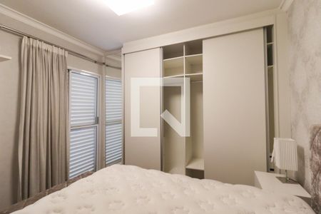 Apartamento à venda com 103m², 3 quartos e 2 vagas Apartamento à venda com 103m², 3 quartos e 2 vagasSuíte