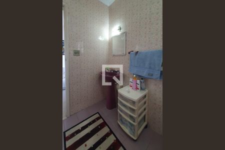 Casa à venda com 267m², 3 quartos e 4 vagasBanheiro da Suíte 1