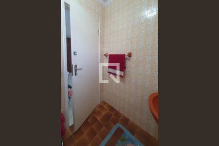 Casa à venda com 267m², 3 quartos e 4 vagasBanheiro da Suíte 2