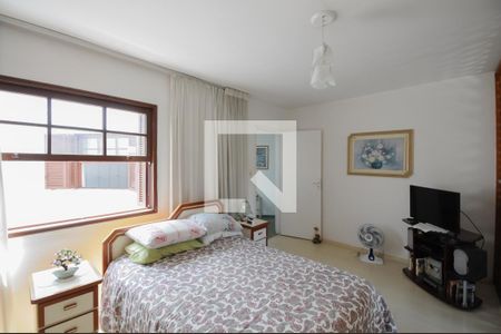 Casa à venda com 267m², 3 quartos e 4 vagasSuíte 1