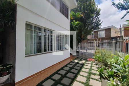 Casa à venda com 267m², 3 quartos e 4 vagasQuintal