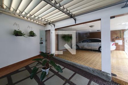 Casa à venda com 267m², 3 quartos e 4 vagasGaragem