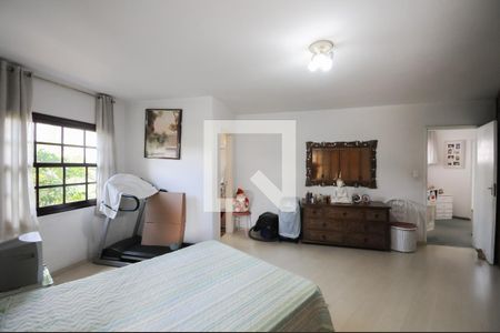 Casa à venda com 267m², 3 quartos e 4 vagasSuíte 2