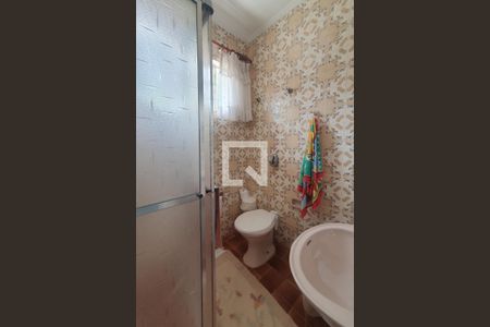 Casa à venda com 267m², 3 quartos e 4 vagasBanheiro Social