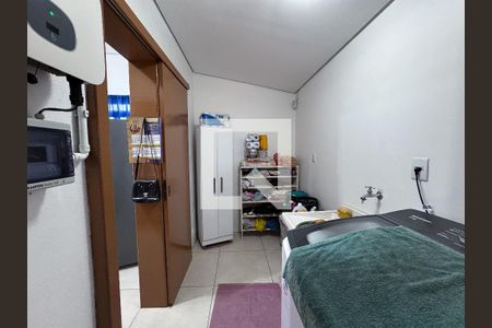 Casa à venda com 169m², 2 quartos e 2 vagas Casa à venda com 169m², 2 quartos e 2 vagasLavanderia