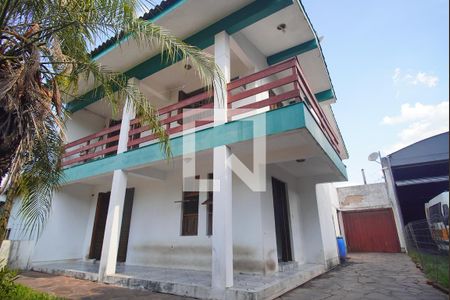 Casa à venda com 300m², 4 quartos e 2 vagas Casa à venda com 300m², 4 quartos e 2 vagasÁrea externa