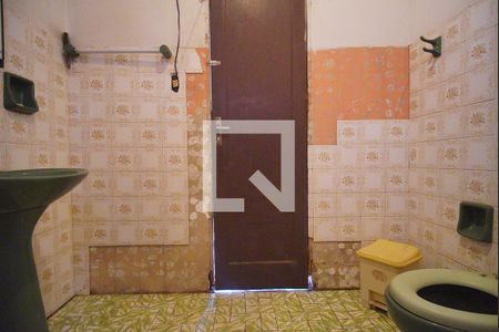 Casa à venda com 300m², 4 quartos e 2 vagas Casa à venda com 300m², 4 quartos e 2 vagasBanheiro 2