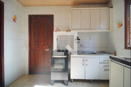 Casa à venda com 300m², 4 quartos e 2 vagas Casa à venda com 300m², 4 quartos e 2 vagasCozinha