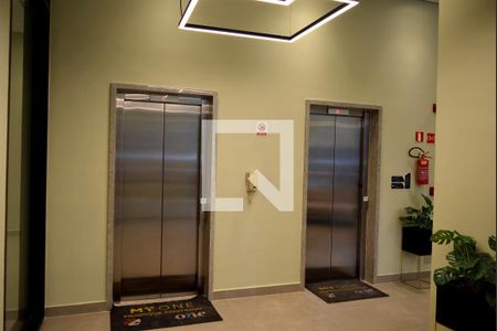 Studio à venda com 24m², 1 quarto e sem vagaHall elevadores