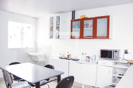 Casa à venda com 280m², 8 quartos e 2 vagasCozinha