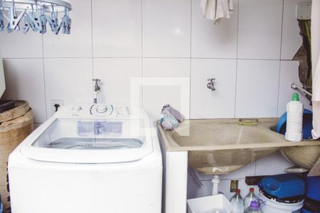 Casa à venda com 280m², 8 quartos e 2 vagasÁrea de Serviço