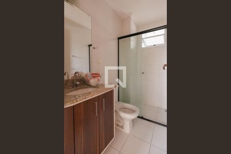 Apartamento para alugar com 81m², 3 quartos e 2 vagas Apartamento para alugar com 81m², 3 quartos e 2 vagasBanheiro Corredor