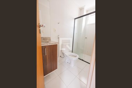 Apartamento para alugar com 81m², 3 quartos e 2 vagas Apartamento para alugar com 81m², 3 quartos e 2 vagasBanheiro da Suíte